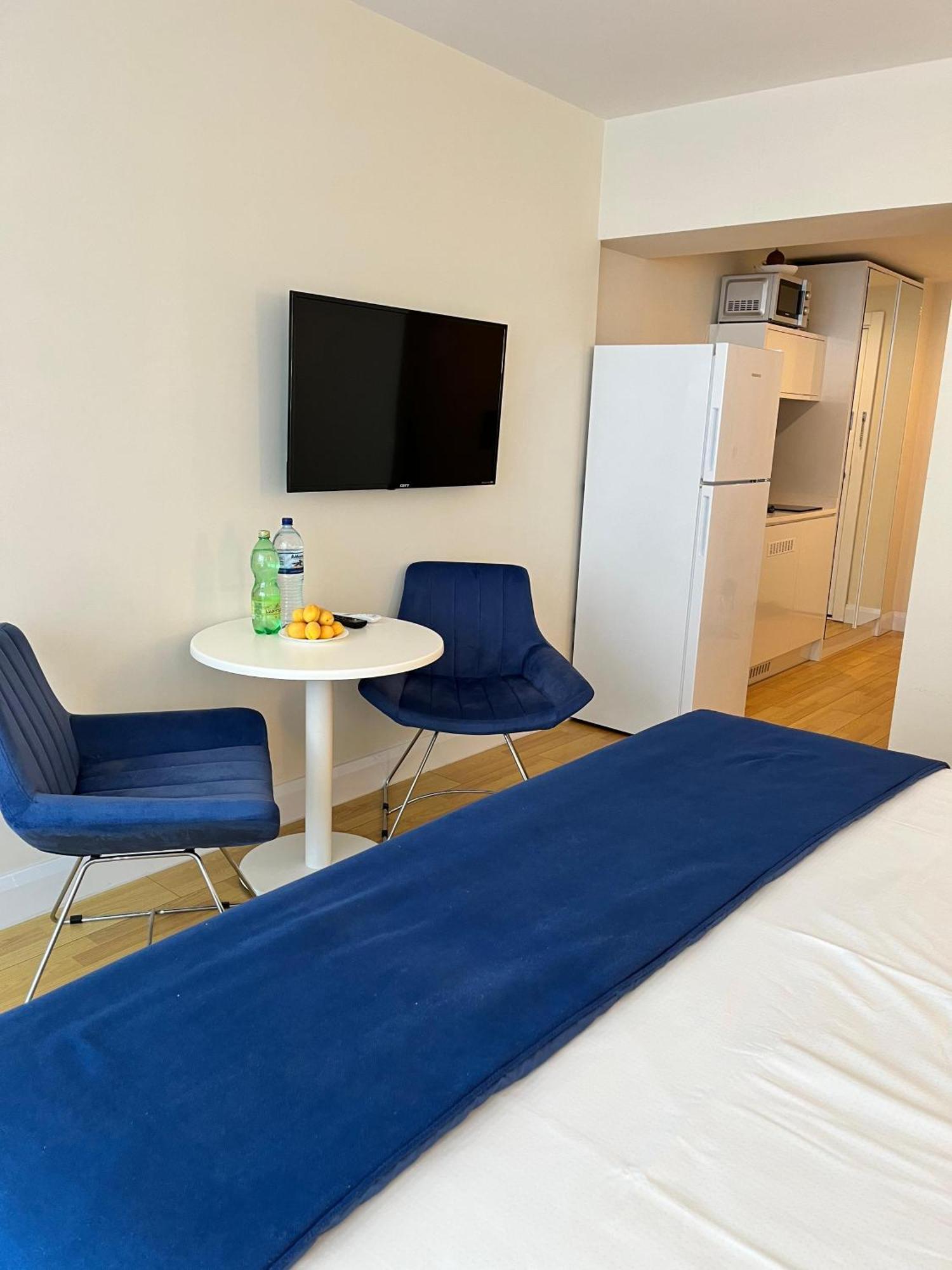 Black Sea Coast Apartment Batoemi Buitenkant foto